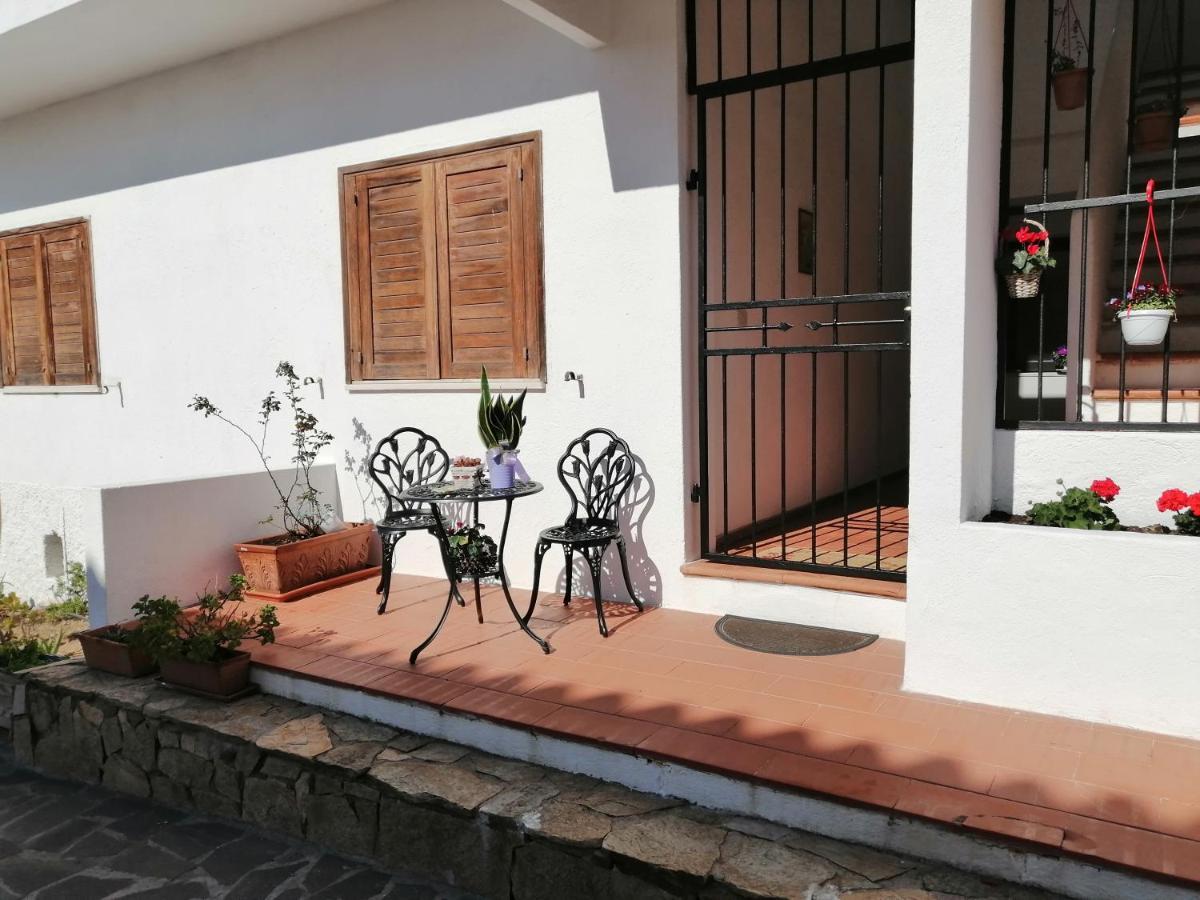 Aria Di Vacanza - Molara Loiri Porto San Paolo ภายนอก รูปภาพ